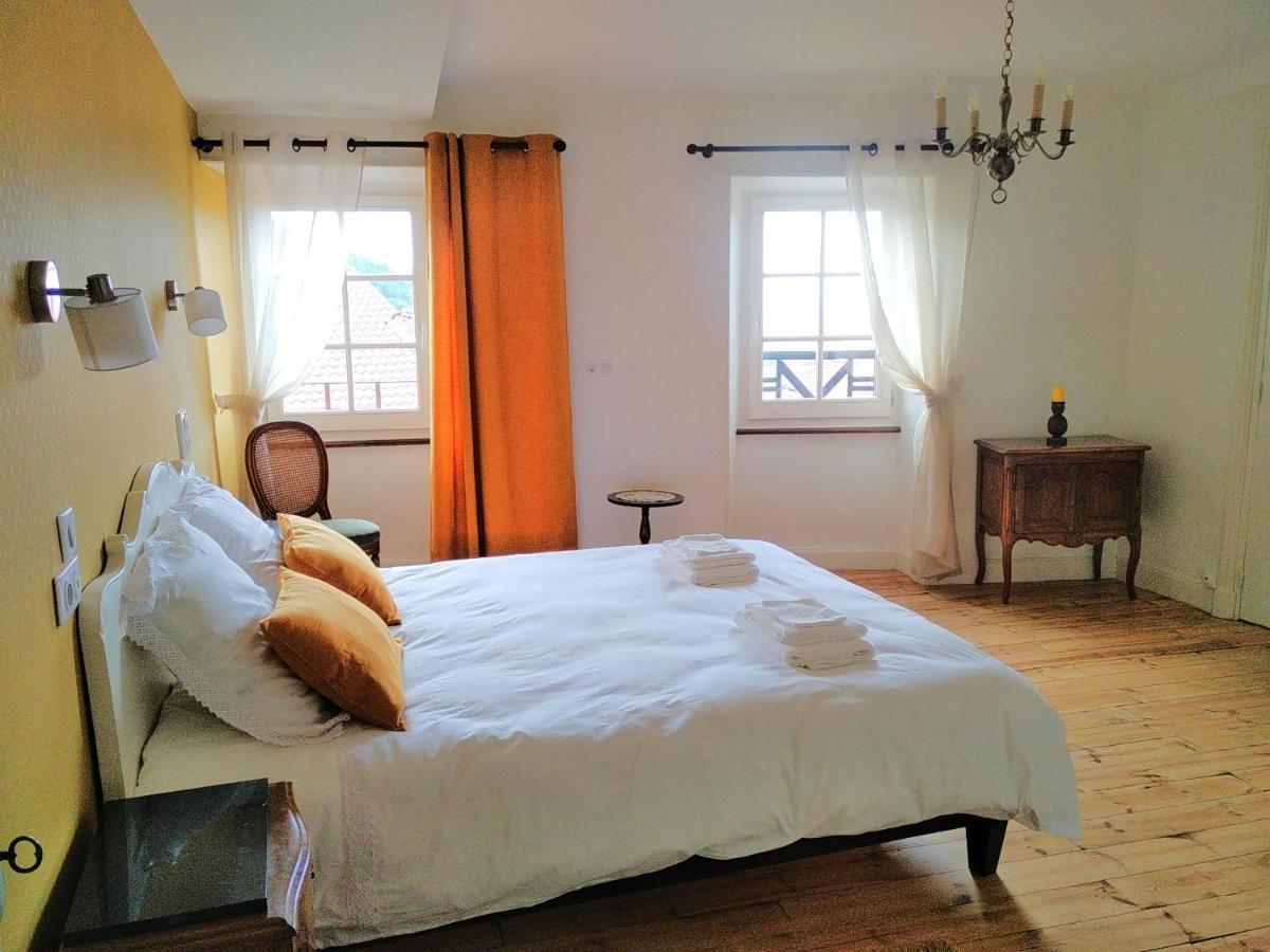 Gîte de la chapelle, au coeur de la cité médiévale Allègre Extérieur photo